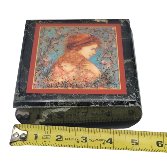 Vintage Edna Hibel Mother & Child Marble Trinket Jewelry Box - Picture 9 of 10